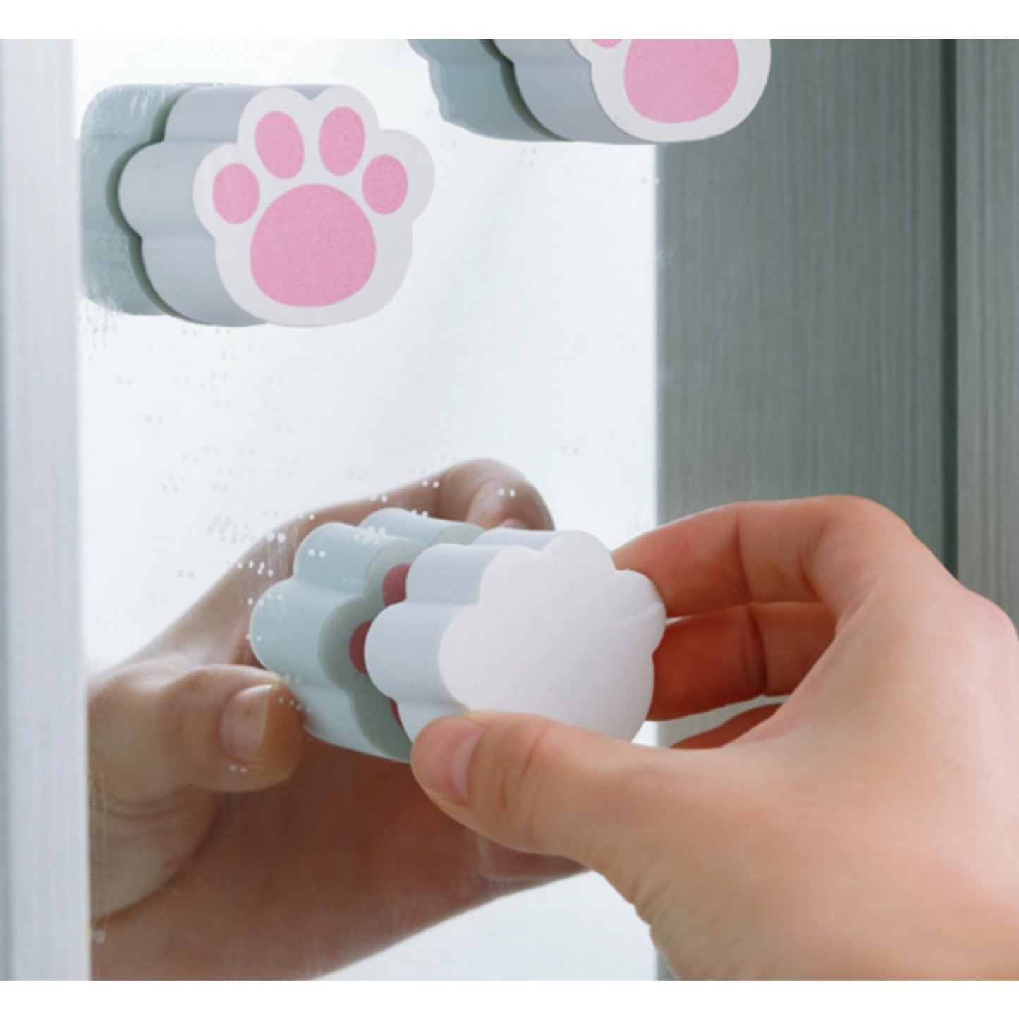 Pack of 2 cleaning sponges for bathroom and glass, remove limescale and water stains