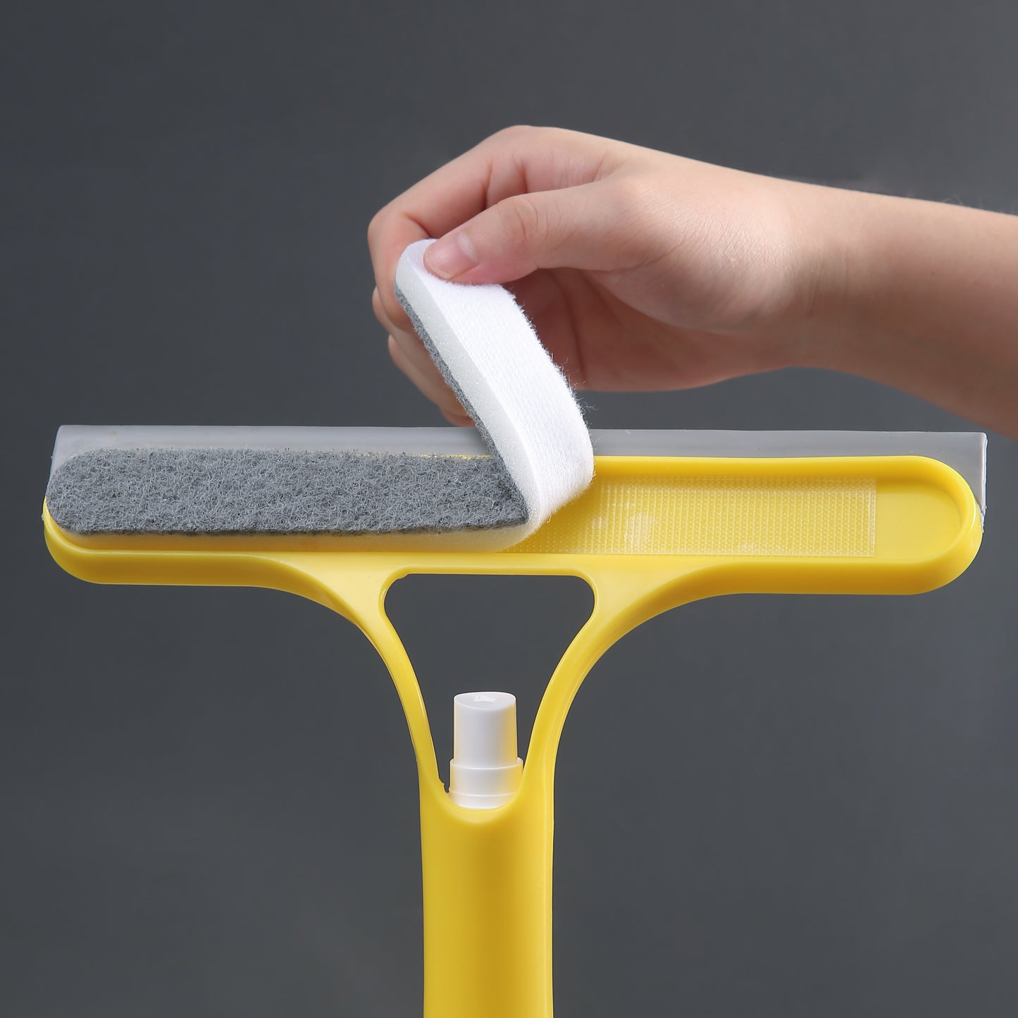 Pro 3-in-1 Window Cleaner: Scraper, Microfiber and Integrated Brush.