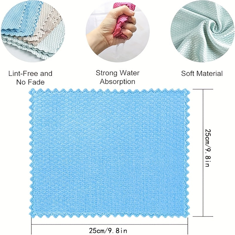 Pack of 6 Microfiber Cloths with Fish Scale Texture – Lint and Trace Free.